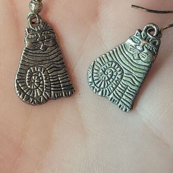 Silver Cat Earrings - Picture 3 of 4